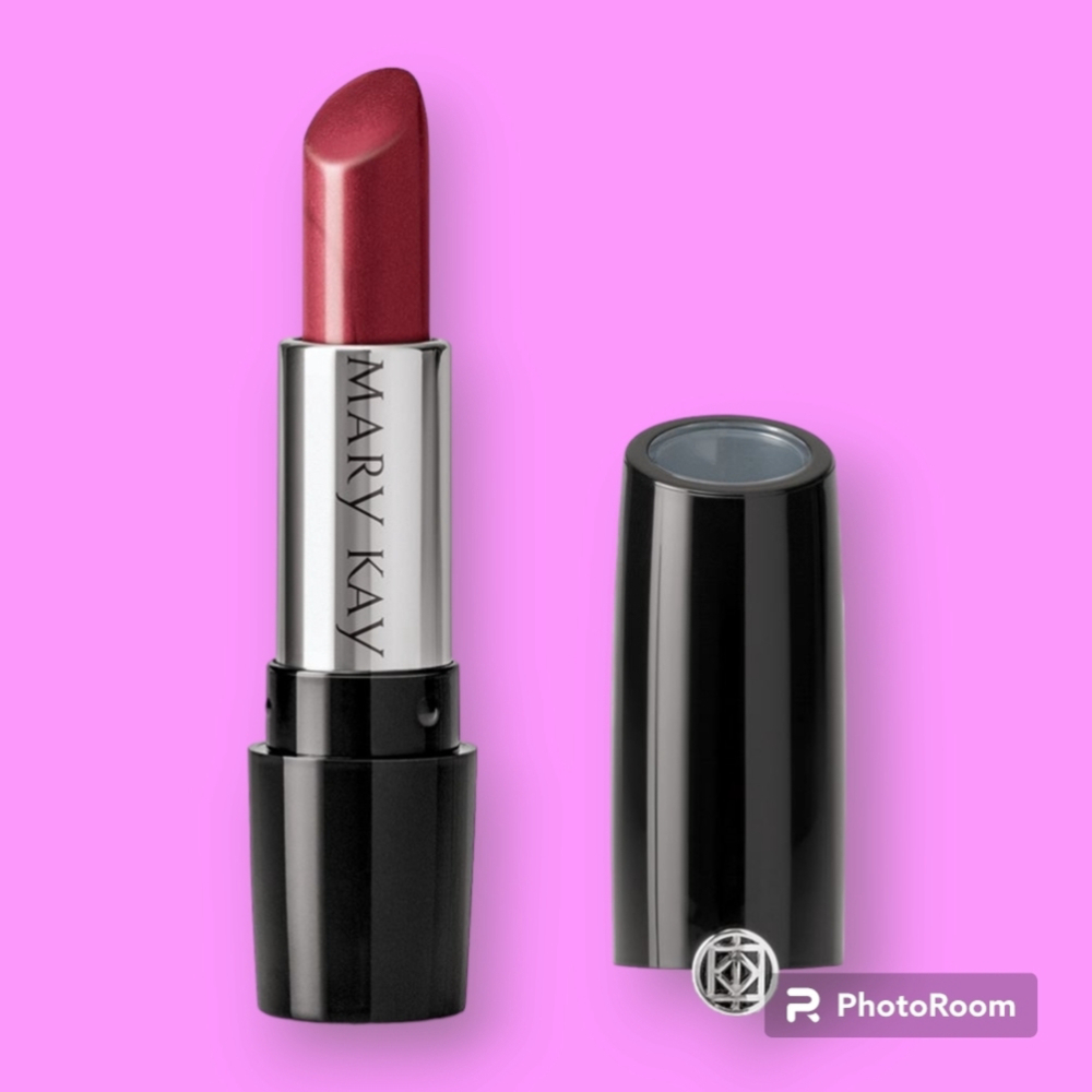 Mary Kay Scarlet Red Gel Semi-Shine Lipstick